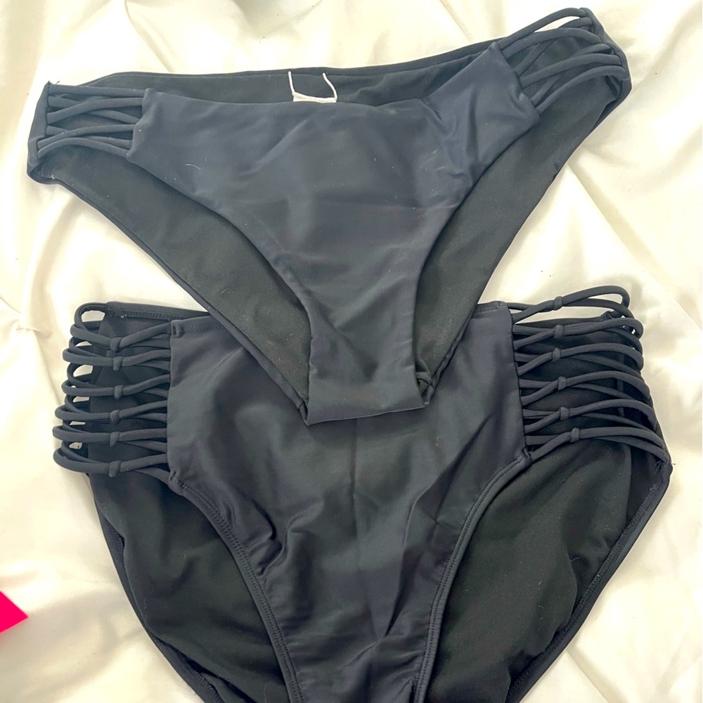 COPY - Set of two Bikini bottoms. One hipster and one high wasted.